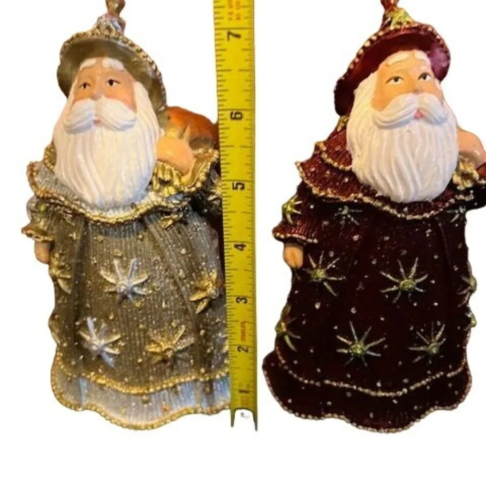 Style Vintage Santa Claus Figurines Star Detailing Gold &‎ Red Handcrafted resin
